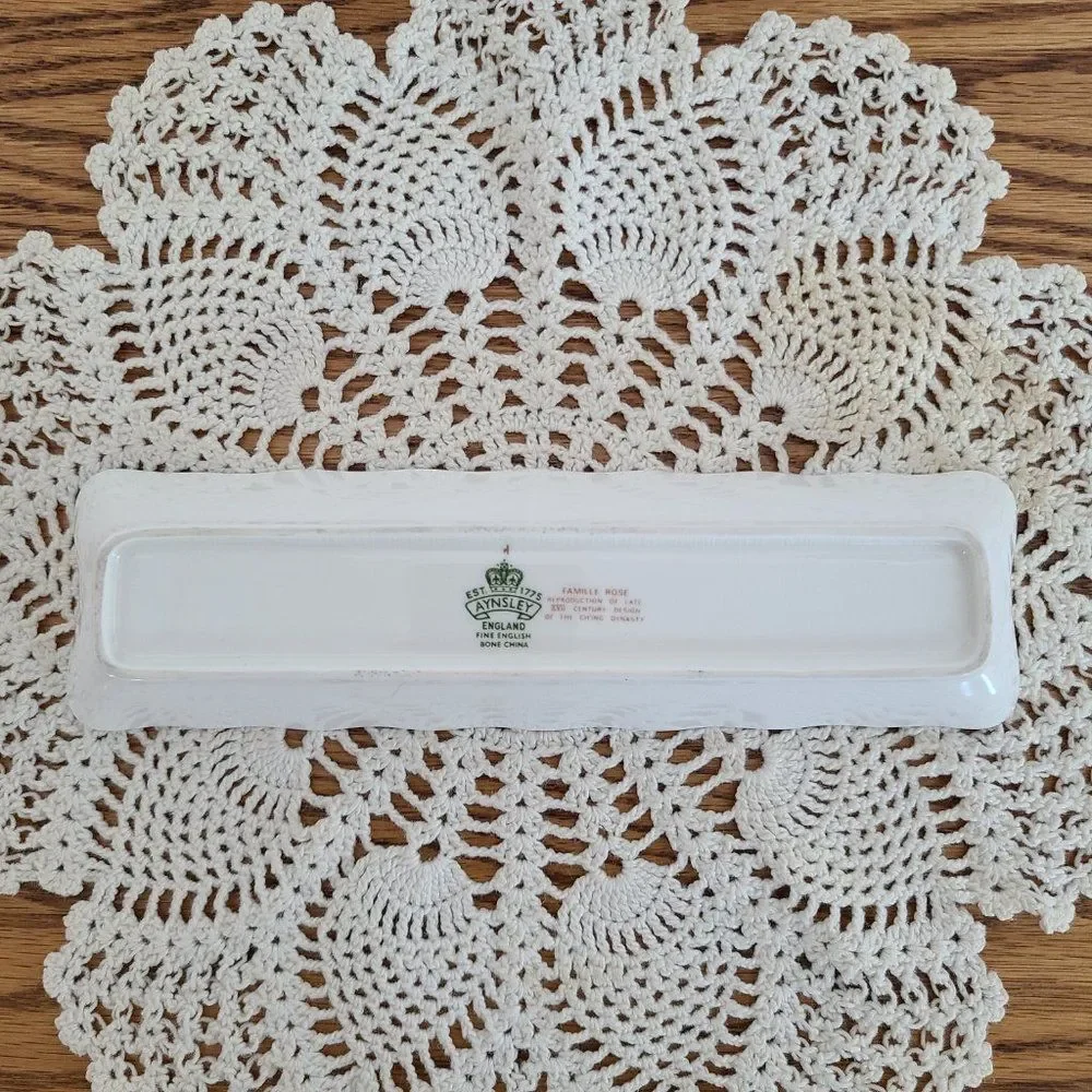 Unbranded vintage reproduction